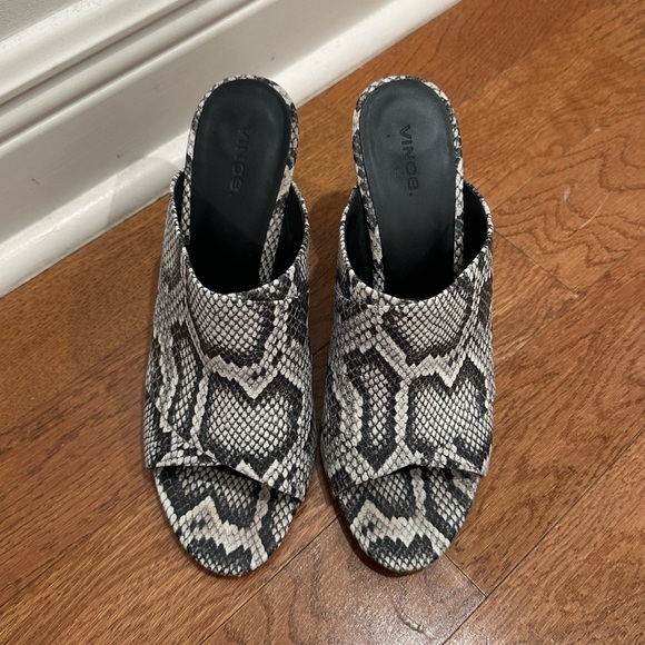 Vince | Snakeskin Vero Cuoio Leather Mules - Picture 2 of 7